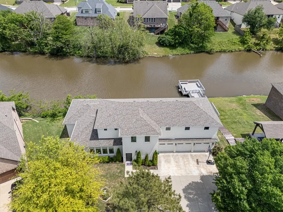 1584 S Springlake Drive, Fayetteville, AR 72701 - #3