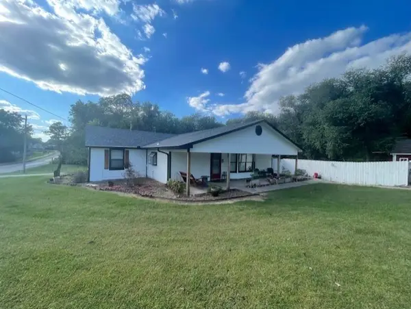 1308 W Stultz Road, Springdale, AR 72764