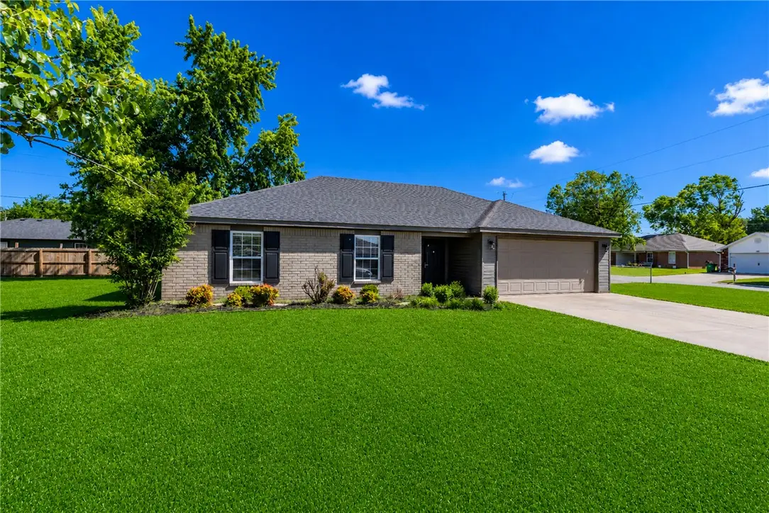 700 Ponderosa Street, Centerton, AR 72719 - #1