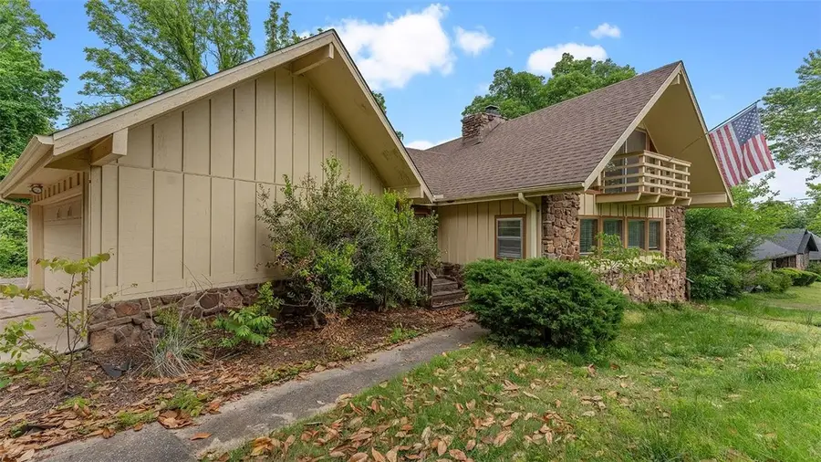 2322 Cheyenne Trail, Springdale, AR 72762 - #3
