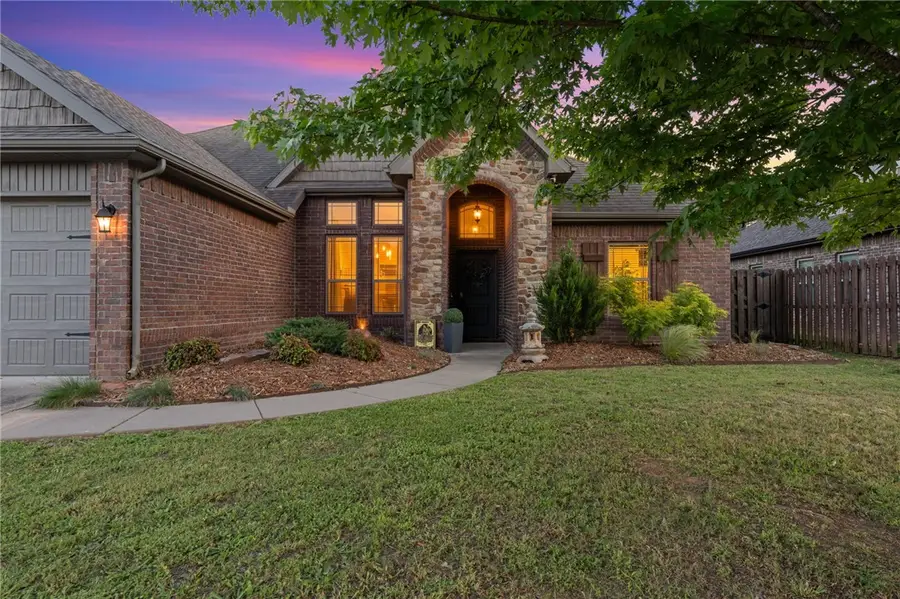 1706 NE Chaucer Street, Bentonville, AR 72712 - #2