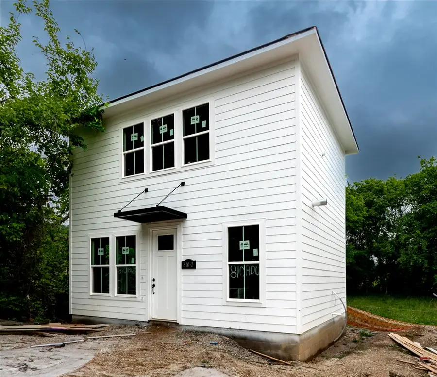 830 S Wood Avenue, Fayetteville, AR 72701 - #3
