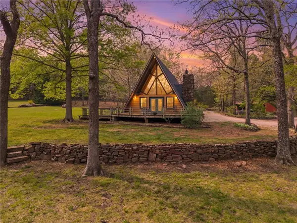 17328 Archer Road, Canehill, AR 72717