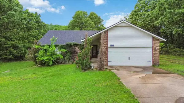 3830 Primrose Lane, Springdale, AR 72764