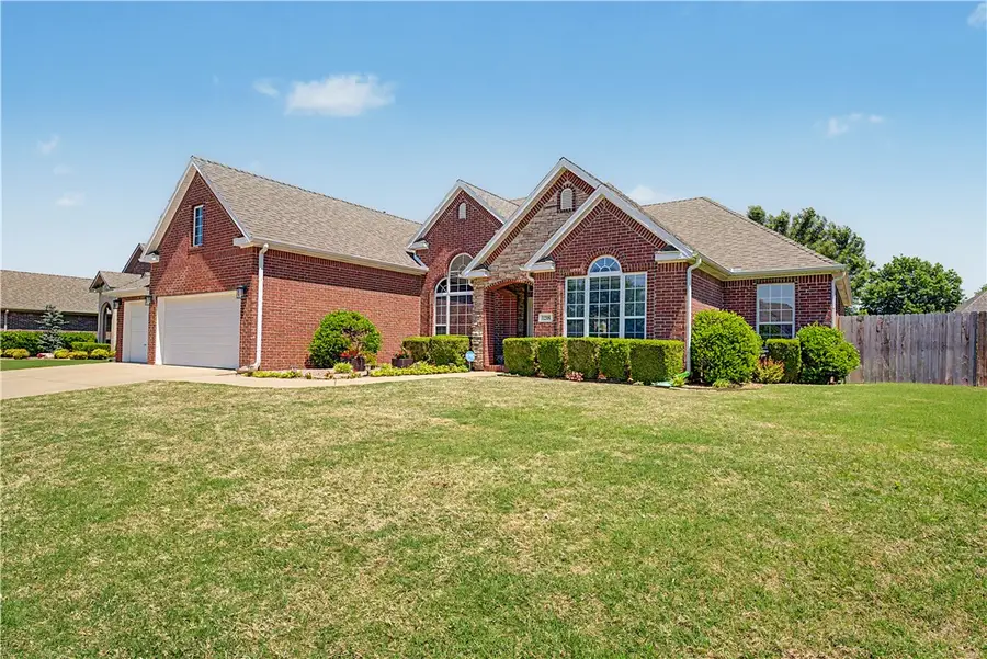 1218 NE Waverly Way, Bentonville, AR 72712 - #2