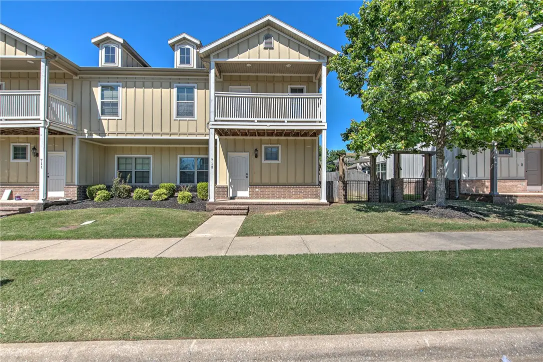713 N Wordsworth Lane, Fayetteville, AR 72704 - #1