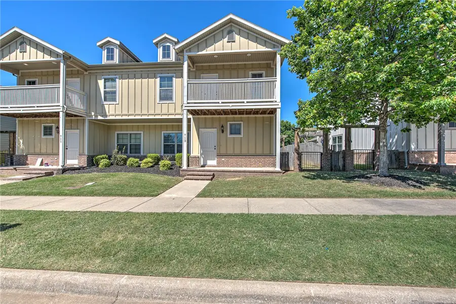 713 N Wordsworth Lane, Fayetteville, AR 72704 - #2