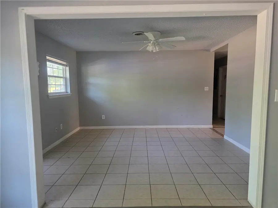 1006 E H Street, Russellville, AR 72801 - #3