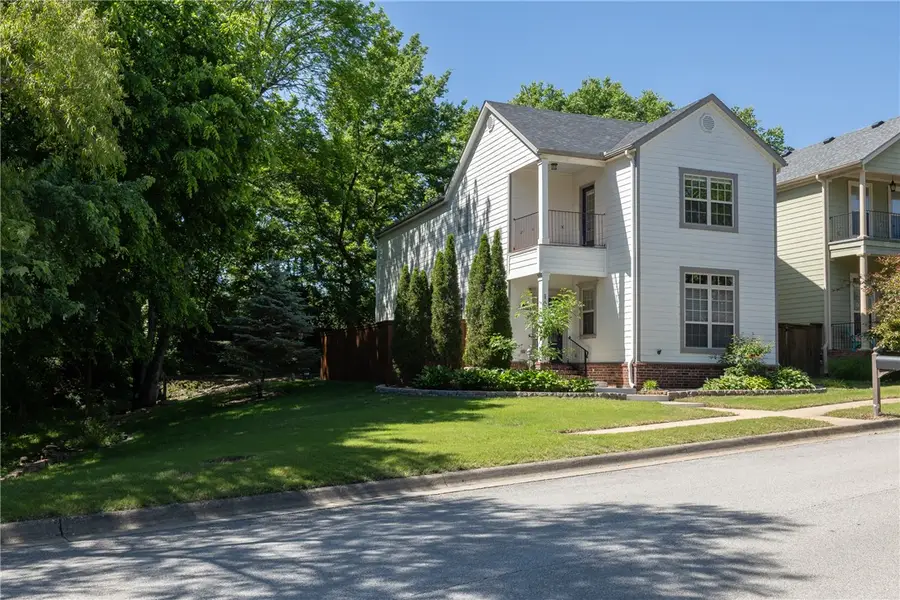 1699 E Amber Drive, Fayetteville, AR 72703 - #3