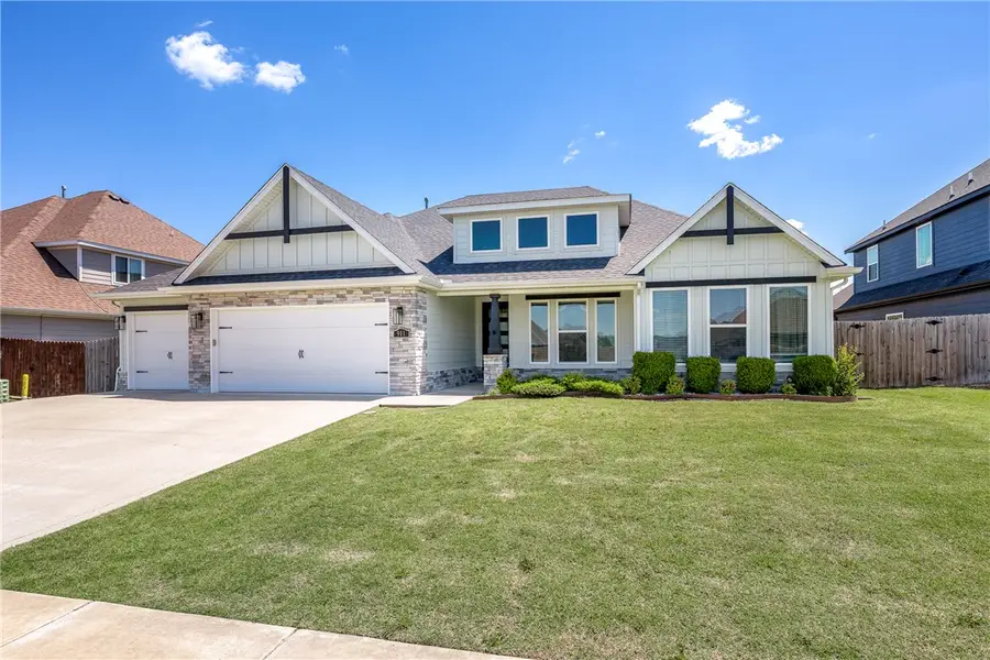 911 Red Maple Street, Centerton, AR 72719 - #2