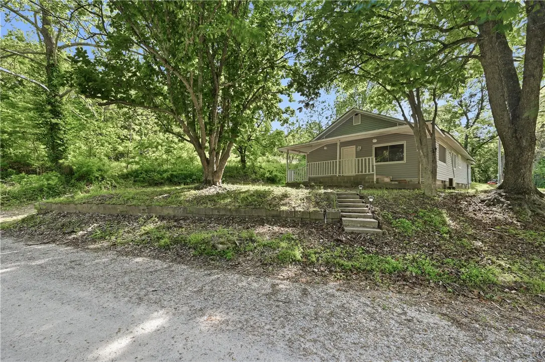 5099 Maple Drive, Neosho, MO 64850 - #1