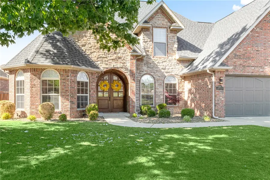 3700 SW Plateau Boulevard, Bentonville, AR 72712 - #2