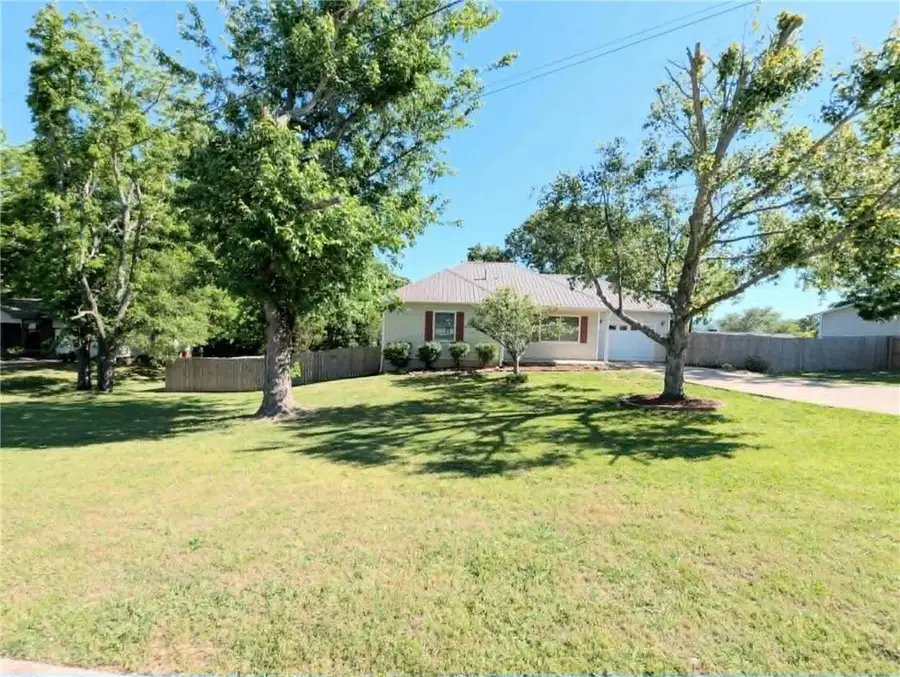 1861 Shellie Lane, Harrison, AR 72601 - #2