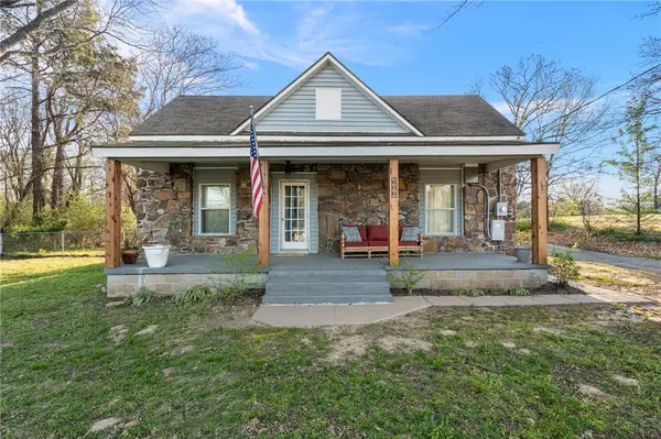 606 N Roseville Street, Altus, AR 72821