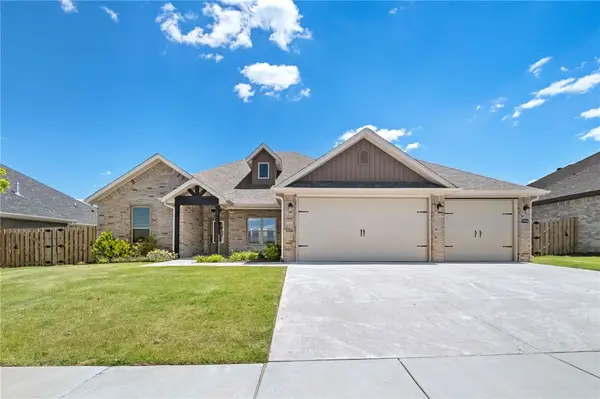 1904 Charles Street, Pea Ridge, AR 72751