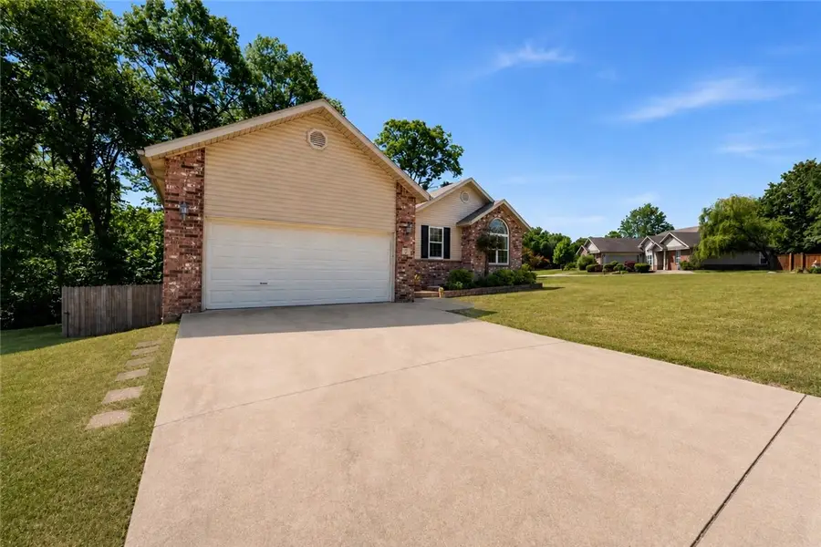 2 Mills Drive, Bella Vista, AR 72714 - #2