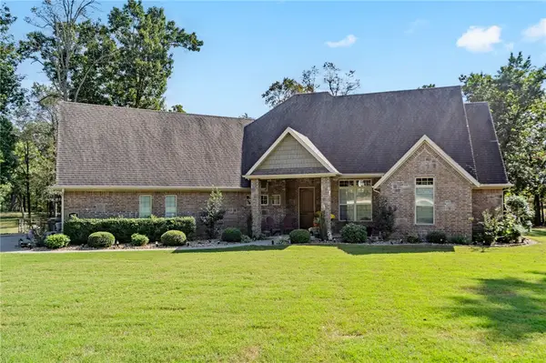 477 NE Duke Hill Road, Highfill, AR 72713