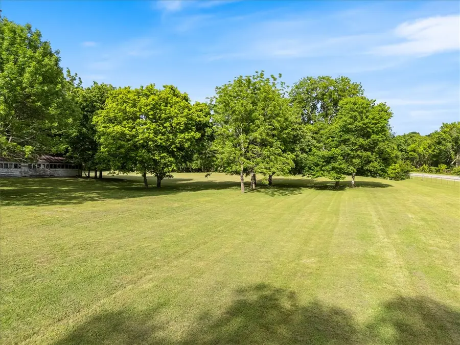 5515 Carley Road, Springdale, AR 72762 - #2