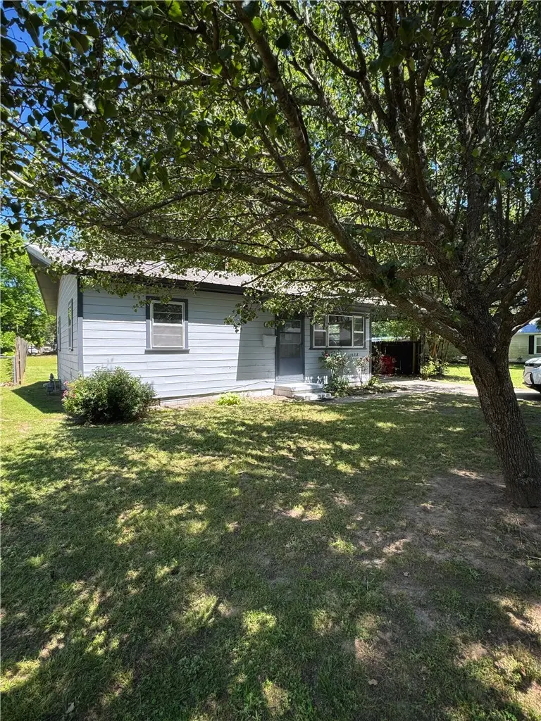 1008 N 4th Street, Dardanelle, AR 72834 - #3