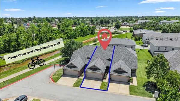2804 W Valley West Court, Rogers, AR 72756