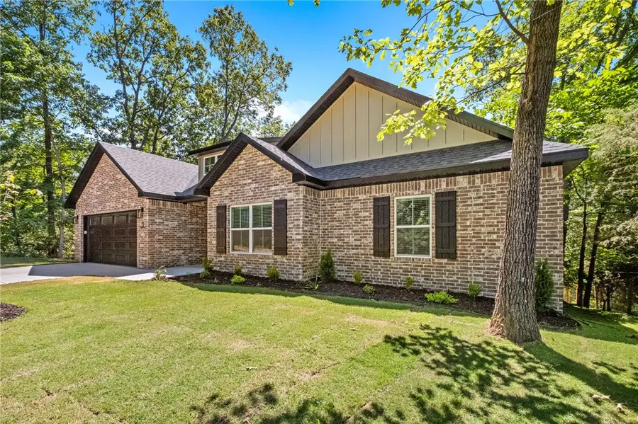 11 Thornaby Drive, Bella Vista, AR 72714 - #2