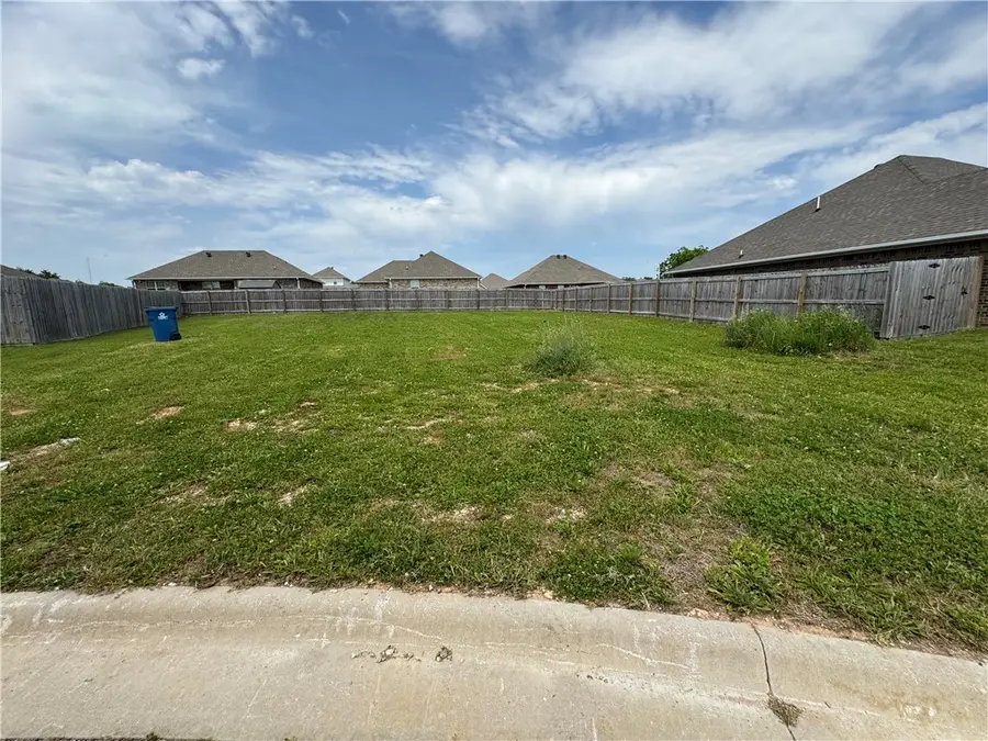 2008 Maple Court, Gentry, AR 72734 - #2