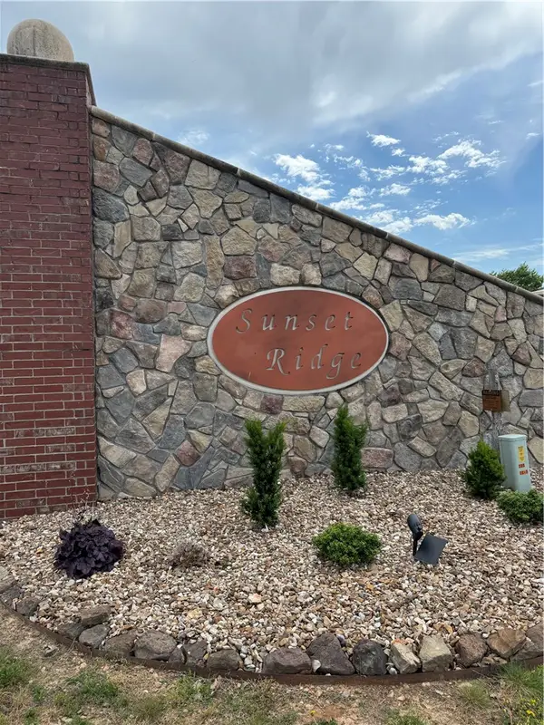 2104 Brown Bear Lane, Gentry, AR 72734
