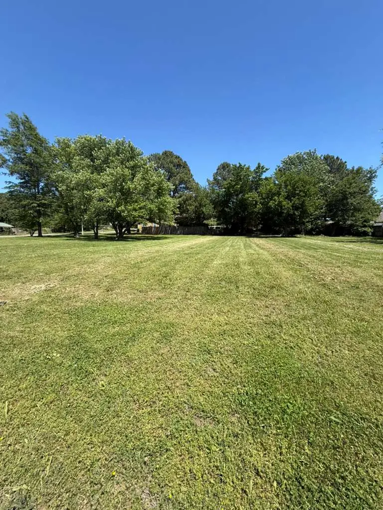 1735 Dodd Avenue, Springdale, AR 72764 - #3