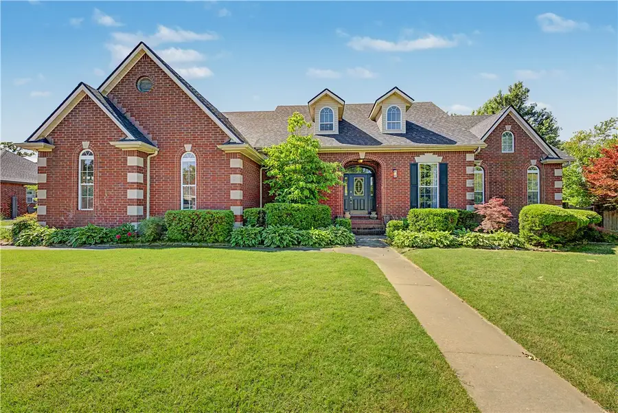 1210 W Sumac Street, Rogers, AR 72756 - #2