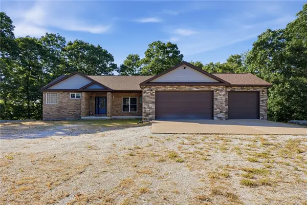40 Twin Peak Drive, Holiday Island, AR 72631