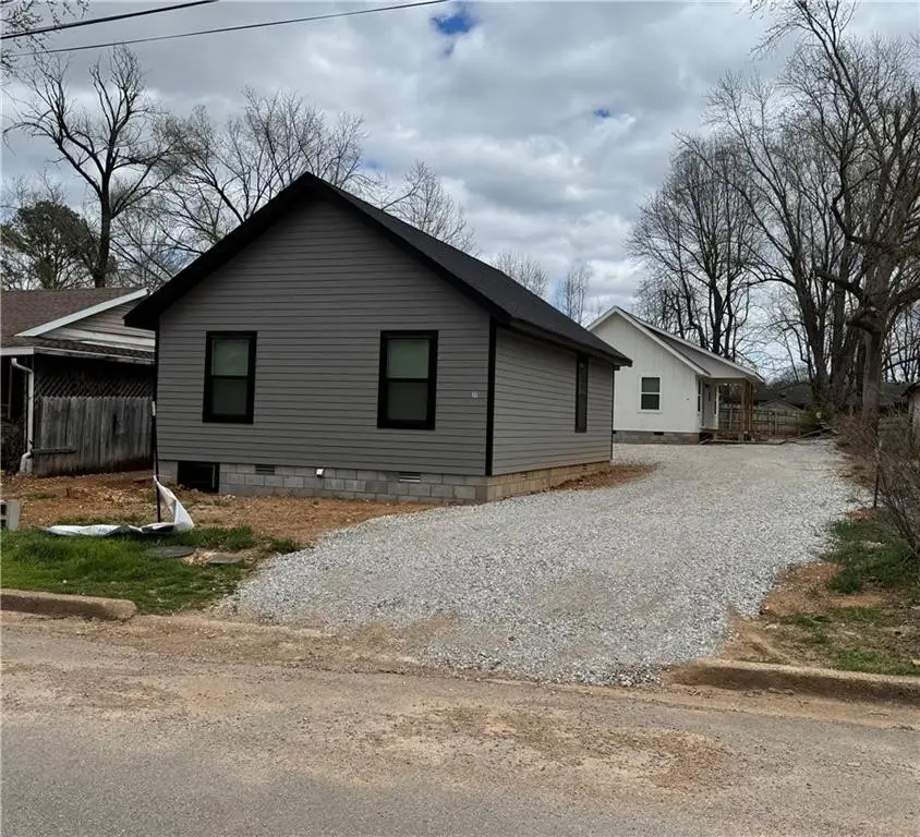 311 Douglas Street, Berryville, AR 72616 - #2