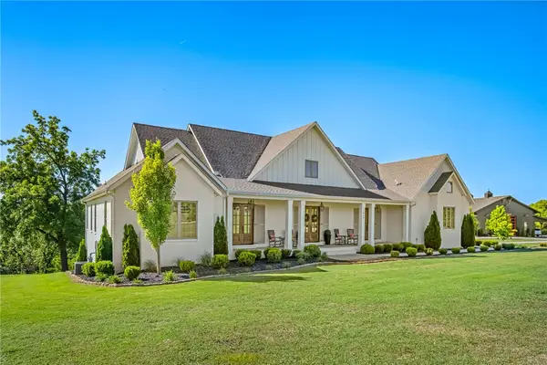 11964 Long Acres Drive, Bentonville, AR 72713