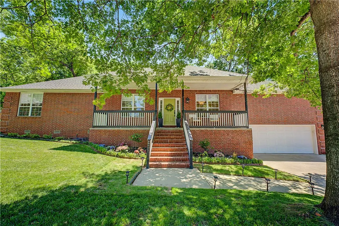2819 N Prince William Drive, Fayetteville, AR 72703 - #1