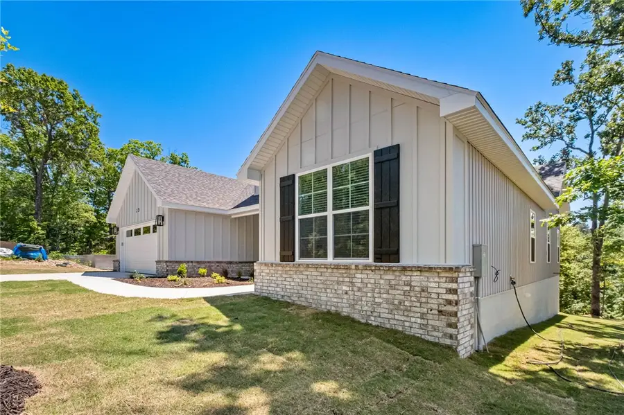 23 Thornaby Drive, Bella Vista, AR 72714 - #2
