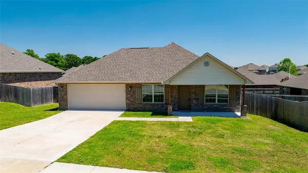 716 Vista Street, Gentry, AR 72734
