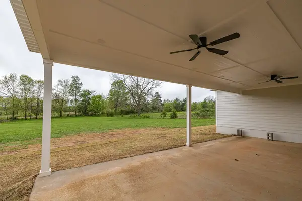 545 Madison 1536, Huntsville, AR 72740