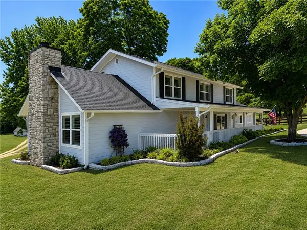 21385 Griggs Road, Springdale, AR 72762