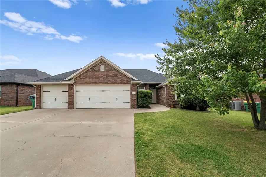 205 Callie Lane, Centerton, AR 72719 - #2
