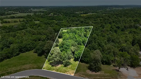 6118 W Primeark Horizon Drive, Fayetteville, AR 72704