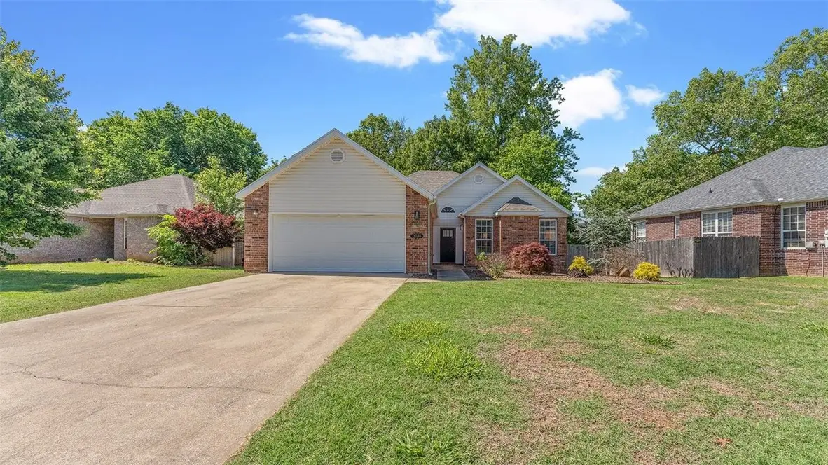 3036 Eaglecrest Circle, Springdale, AR 72762 - #1