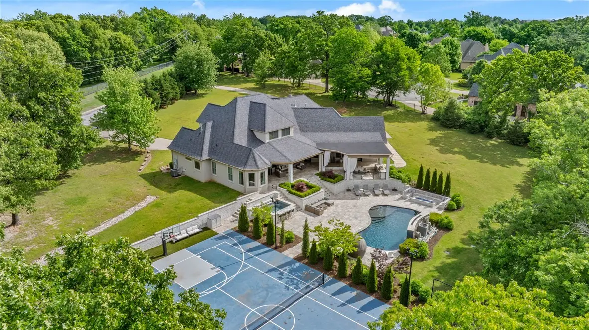 6300 W Northgate Road, Rogers, AR 72758 - #1
