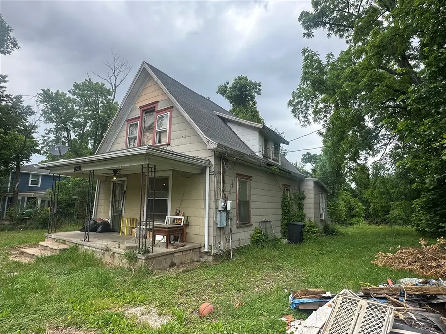 623 N C Street, Rogers, AR 72756 - #3