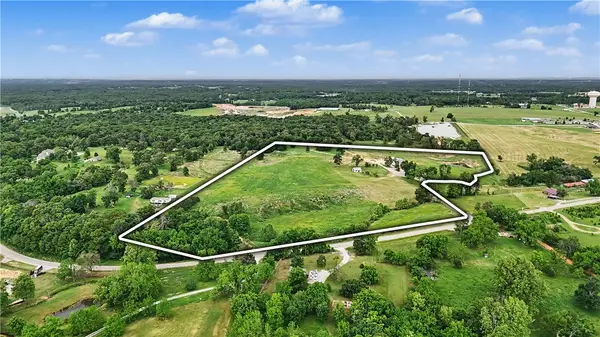 14410 & 14430 W Highway 102, Gravette, AR 72736