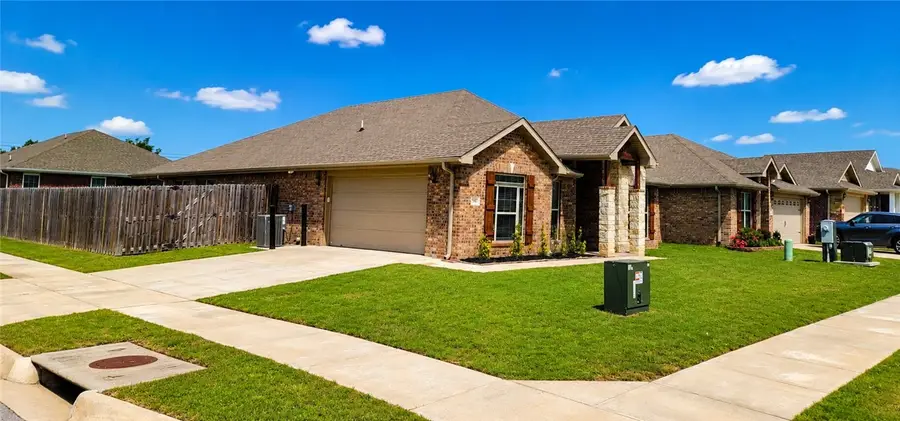 5901 NW Sherman Street, Bentonville, AR 72713 - #2