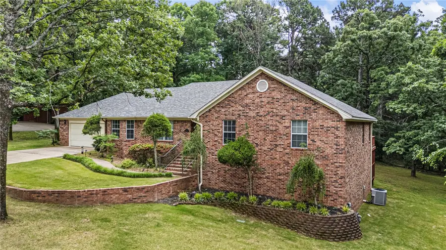 123 Hillcrest Drive, Russellville, AR 72802 - #3