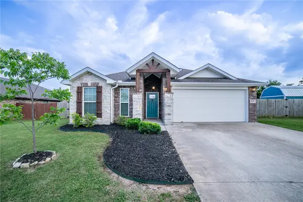 825 NW 64th Avenue, Bentonville, AR 72713