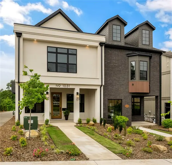 1031 NW A Street, Bentonville, AR 72712