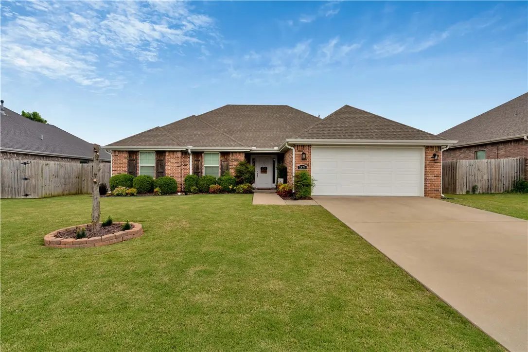 3874 E Bridgeton Street, Springdale, AR 72762 - #1