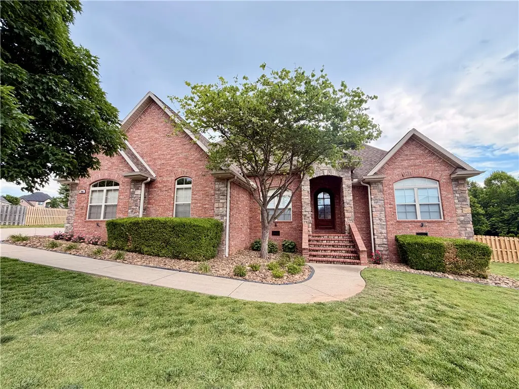 706 Gleneagle Lane, Cave Springs, AR 72718 - #1