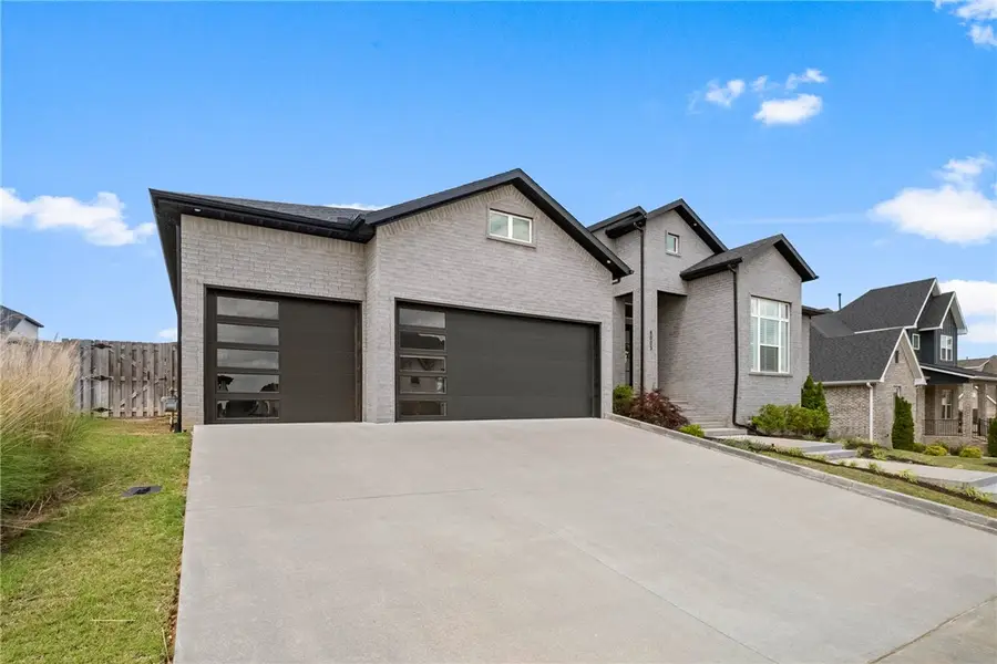 8003 W Bancroft Street, Rogers, AR 72758 - #3